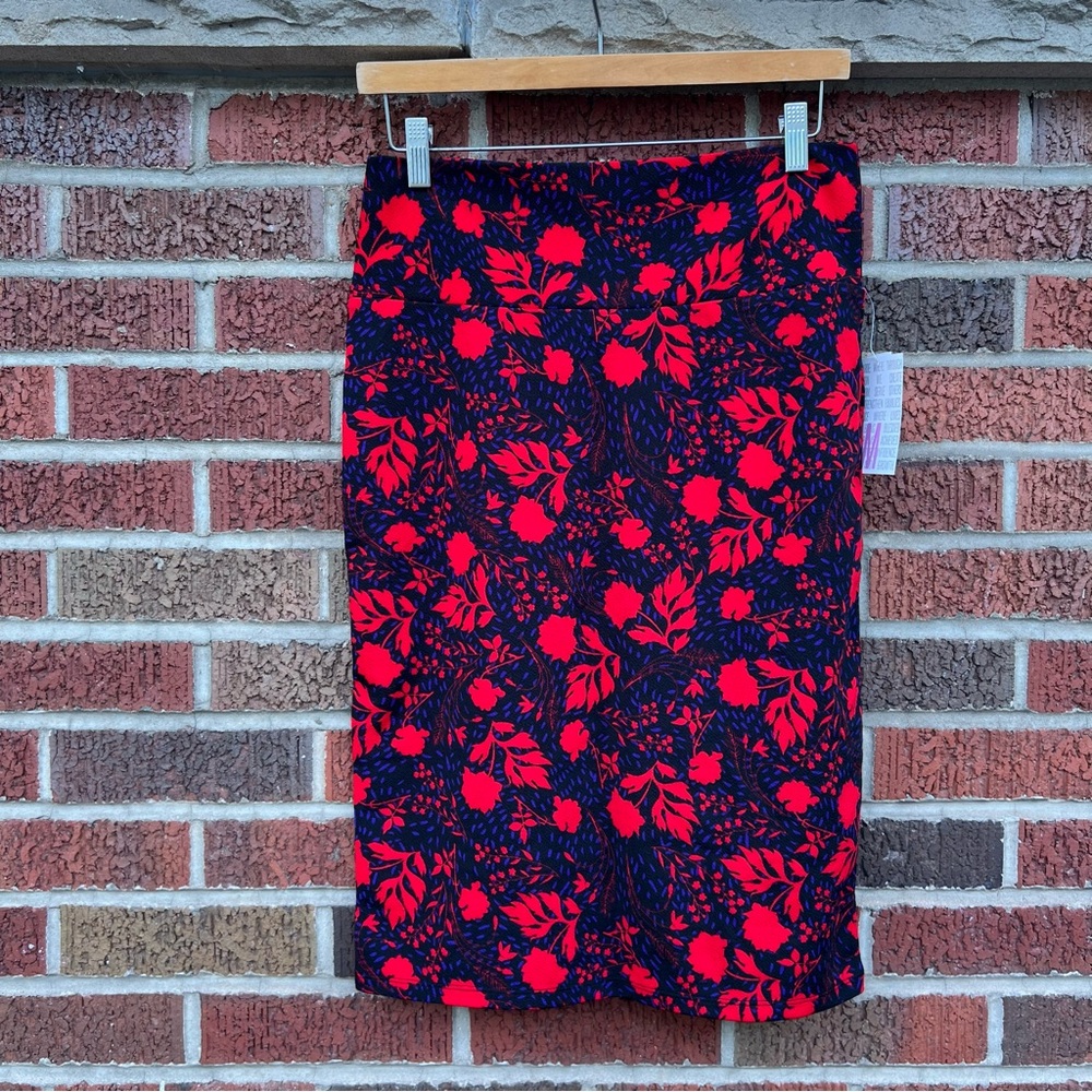 LuLaRoe Bright Red and Navy Blue Floral High Rise Cassie Pencil Skirt